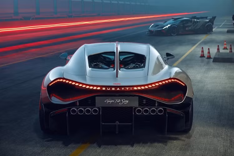 Chỉ có 250 chiếc Bugatti Tourbillon bản giới hạn được sản xuất với mức giá khởi điểm 4,1 triệu USD (tương đương 105 tỷ đồng). Chi phí của gói nâng cấp này có trị giá 240.000 USD (khoảng 6,1 tỷ đồng). Dự kiến những chiếc Tourbillon đầu tiên sẽ bàn giao vào đầu năm 2026.