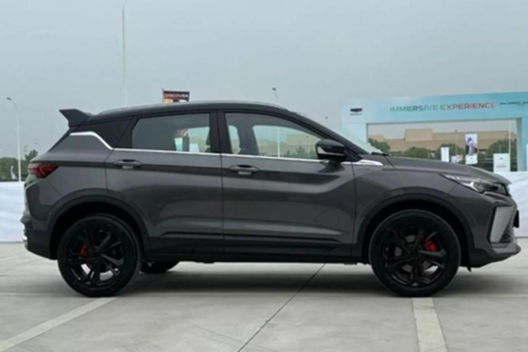 Khi mở bán, Coolray sẽ cạnh tranh cùng nhiều cái tên "ăn khách" như Mitsubishi Xforce, Toyota Yaris Cross hay Lynk &amp; Co 06, Omoda C5.