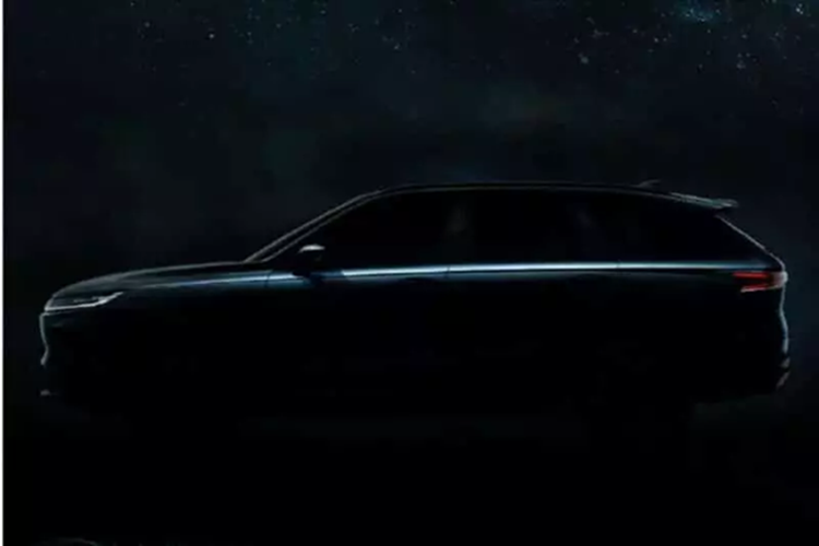 Công suất tối đa của động cơ 1.5L là 85 kW (114 mã lực), kết hợp với bộ pin lithium sắt phosphate 27,54 kWh, cung cấp phạm vi điện thuần túy CLTC là 126 km, theo MIIT Trung Quốc. Công suất tối đa của động cơ 1.5T là 115 kW (154 mã lực).