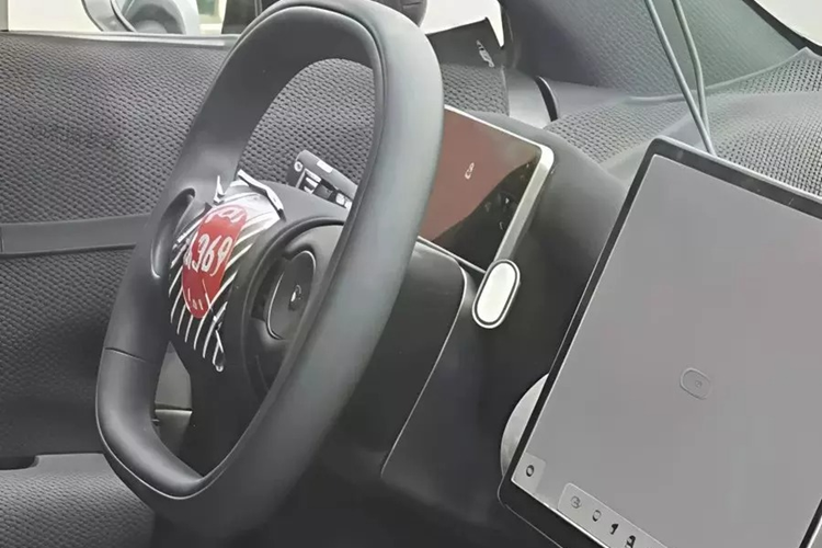 Firefly EV có một động cơ điện TZ160S010 duy nhất do Nio Technology sản xuất. Động cơ này nằm ở trục sau và tạo ra công suất cực đại là 105 kW (141 mã lực).