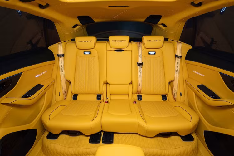 Mansory không cung cấp nhiều thông số của Q8 RS, nhưng sẽ không có gì ngạc nhiên nếu chiếc xe độ này có sức mạnh vượt trội hơn bản tiêu chuẩn.