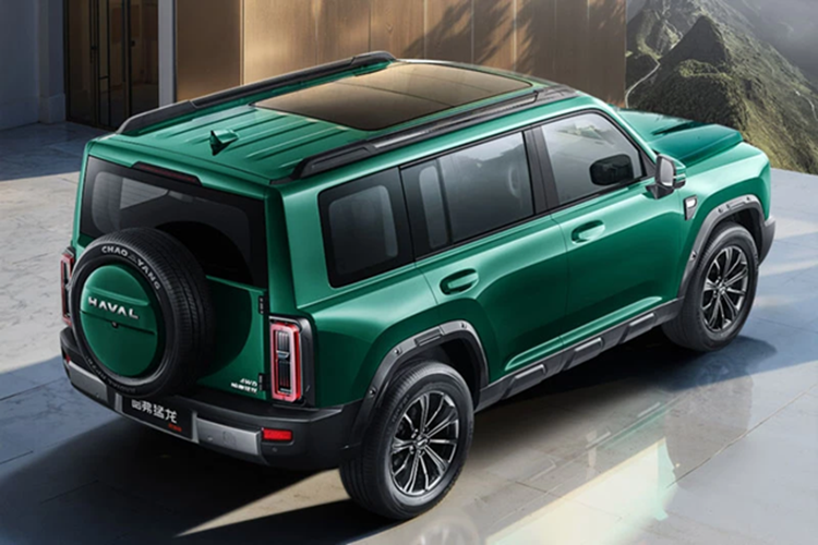 Cung cấp sức mạnh cho mẫu xe SUV Haval Raptor ICE là động cơ xăng tăng áp 2.0L cho công suất tối đa 235 mã lực. Động cơ đi kèm hộp số tự động ly hợp kép 9 cấp (9DCT) và hệ dẫn động 4 bánh toàn thời gian (AWD) tùy chọn.