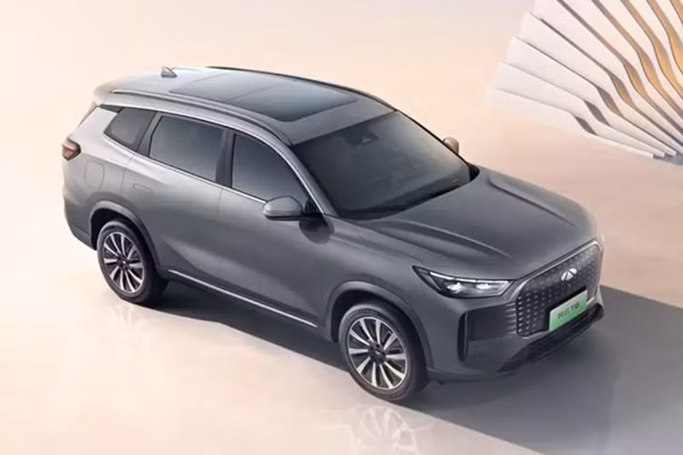 Vào ngày 22/2/2025 vừa qua, Chery chính thức bổ sung thêm một mẫu SUV sử dụng hệ truyền động plug-in hybrid nữa vào dòng xe Fulwin T của mình, đó là chiếc xe Chery Fulwin T8 2025 mới.