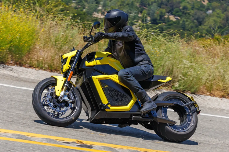 Mới đây, chiếc xe môtô điện Verge TS Pro vừa lập kỷ lục thế giới Guinness khi là mẫu xe 2 bánh thuần điện có khả năng di chuyển xa nhất chỉ với một chu kỳ sạc.