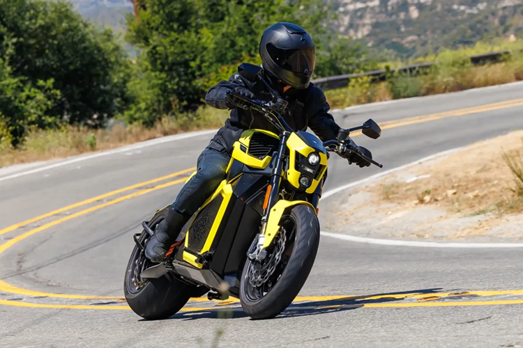 Verge TS là mẫu môtô thuần điện được sản xuất bởi thương hiệu Phần Lan Verge Motorcycles. Những chiếc Verge TS Pro điện đầu tiên được bàn giao vào cuối năm 2022 với các phiên bản Pro và Ultra.