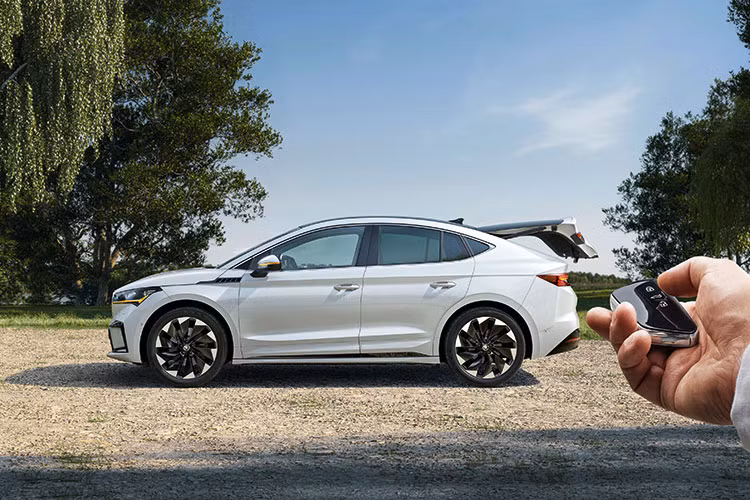 Skoda Space EV chay gan 600km/lan sac, 