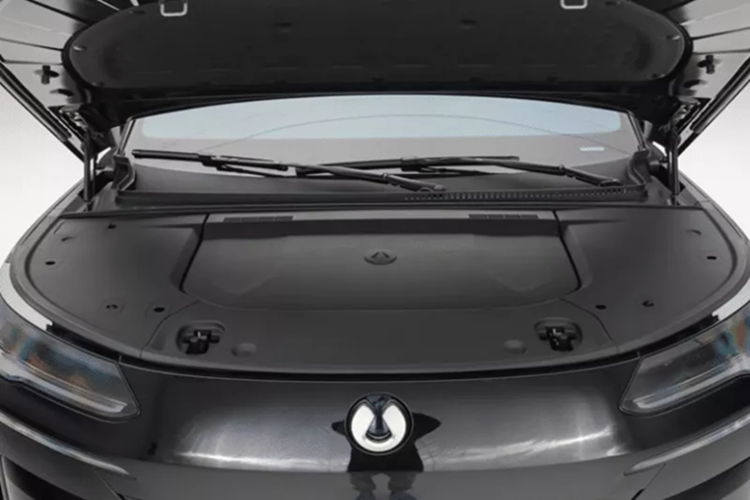 Các thông số kỹ thuật về hệ thống truyền động hiện được biết đến như sau, biến thể plug-in hybrid sẽ có động cơ 2.0T công suất 152 kW (204 mã lực), ba động cơ điện 200 kW/240 kW/240 kW với tổng công suất 680 kW (912 mã lực), bộ pin BYD Blade 46.992 kWh. 