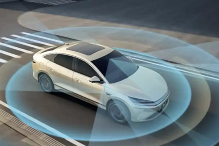 Giá xe BYD e7 2025 hiện chưa được công bố. Tuy nhiên theo Car News China, mẫu xe điện chuyên dùng cho taxi được kỳ vọng sẽ trở thành lựa chọn lý tưởng nhờ thiết kế thực dụng cùng chi phí vận hành hợp lý.