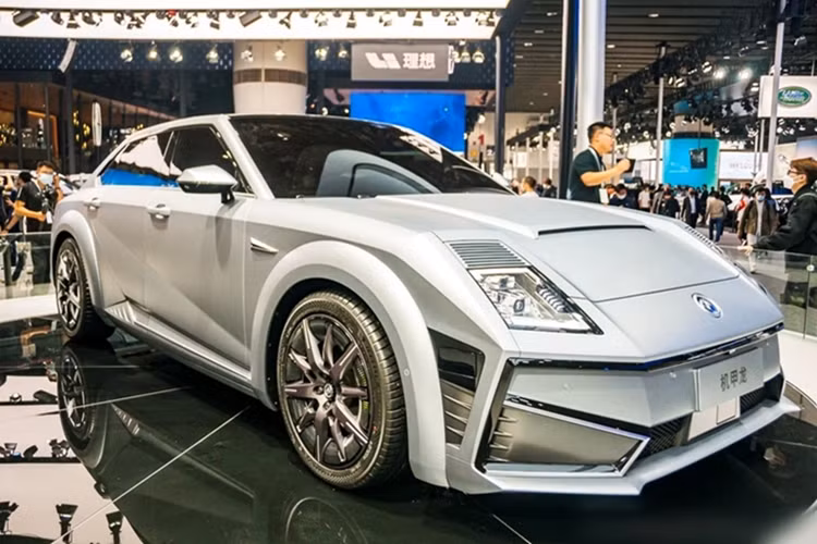 Them hang oto Trung Quoc gia nhap thi truong xe sieu sang