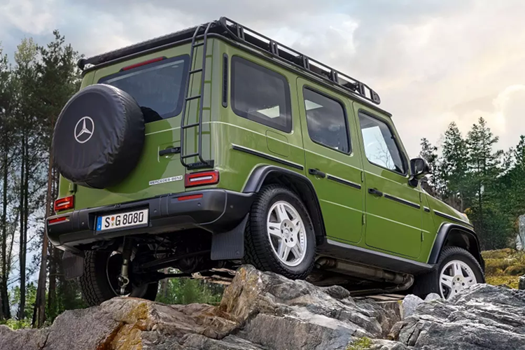 Đúng như tên gọi và số lượng sản xuất, phiên bản đặc biệt này nhằm tôn vinh chiếc G-Class dân dụng nguyên bản được giới thiệu từ năm 1979, đặc biệt là 280GE dùng động cơ 6 xi-lanh thẳng hàng. Đây đồng thời cũng là mẫu xe trụ cột của dòng G-Class trong những năm 1980.