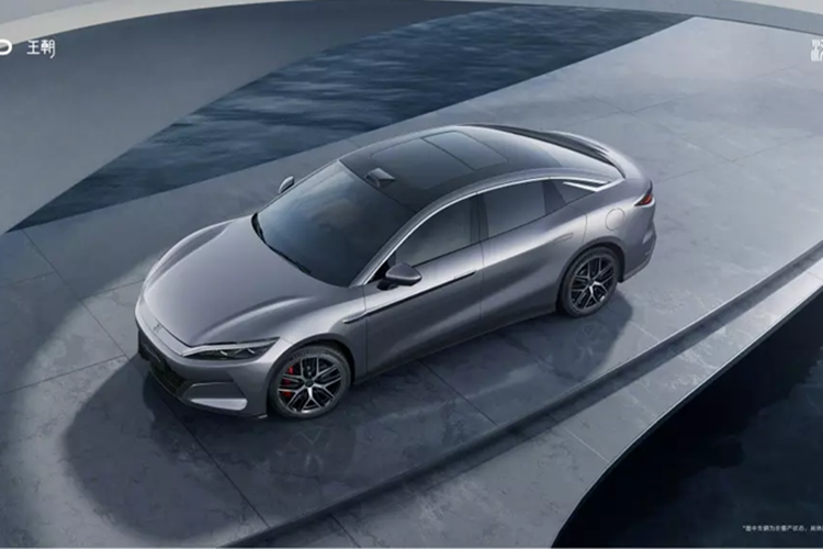 Các mẫu xe chủ lực của dòng BYD Dynasty là Han L và Tang L trước đây đã được phát hiện ở Trung Quốc nhiều lần khi chúng đang chuẩn bị ra mắt thị trường. Vào ngày 10 tháng 1, chúng đã nộp đơn xin giấy phép bán hàng tại Trung Quốc, tiết lộ thông số kỹ thuật cốt lõi. Bây giờ, BYD đã chia sẻ hình ảnh chính thức của Han L và Tang L.