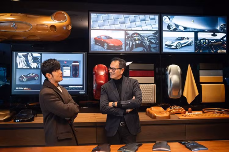 Ngay sau khi ra mắt, 12Cilindri đã thu hút sự chú ý của rất nhiều đại gia giàu có trên thế giới. Tại Việt Nam, có tin đồn doanh nhân Cường Đô la đã đặt hàng mẫu siêu xe này.