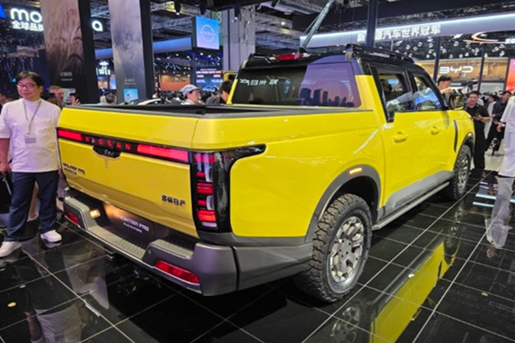 Sự xuất hiện của Frontier PRO PHEV hứa hẹn tạo thêm lựa chọn đáng giá cho người tiêu dùng trong phân khúc xe bán tải đa dụng, thân thiện môi trường, đồng thời khẳng định bước tiến chiến lược của Nissan trên hành trình chuyển đổi xanh. Mức giá xe Nissan Frontier PRO PHEV 2026 hiện chưa công bố chính thức.