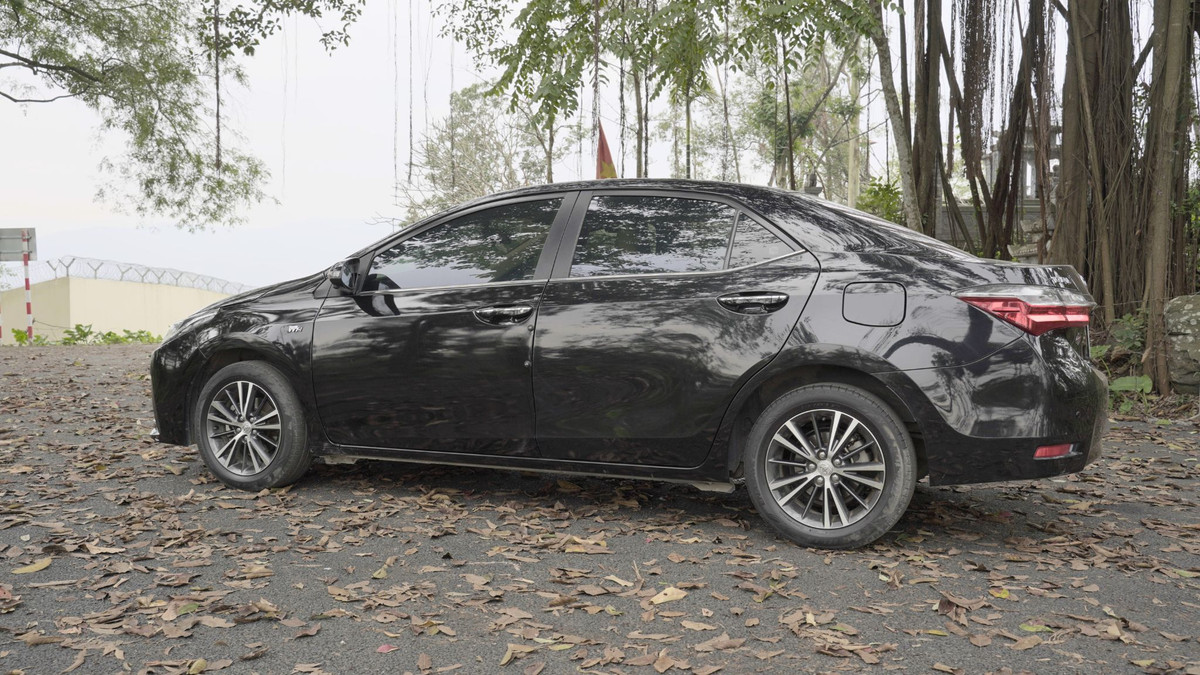 Gen Z bo Honda Cvic tre khoe, 