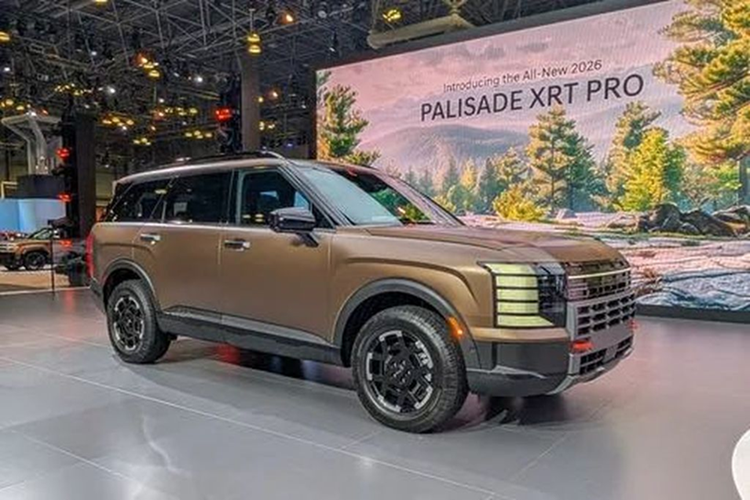 Phát triển dựa trên triết lý “lấy con người làm trung tâm”, Hyundai Palisade XRT PRO 2026 mới được định vị cho những gia đình năng động, thường xuyên di chuyển, cần một phương tiện vừa tiện nghi hàng ngày vừa đủ chất cho những chuyến dã ngoại cuối tuần.