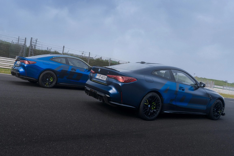 Tay đua huyền thoại Valentino Rossi với 9 lần vô địch MotoGP sau khi giải nghệ từ giải đua môtô danh giá nhất hành tinh, Valentino Rossi tiếp nối đam mê tốc độ với môn thể thức sức bền FIA WEC với chiếc BMW M4 GT3 EVO.