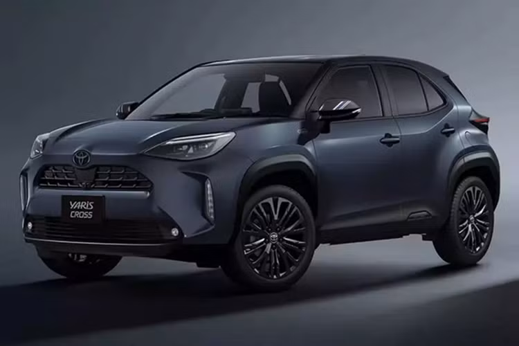 Thứ hai là hệ truyền động hybrid với động cơ xăng 1.5L và mô-tơ điện nhỏ. Động cơ xăng sản sinh công suất tối đa 91 mã lực và mô-men xoắn cực đại 120 Nm.