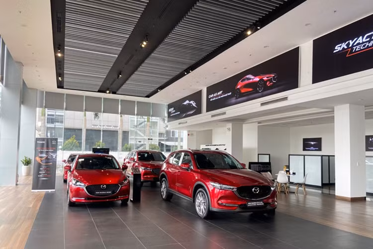 Mazda3 va Mazda CX-5 tai Viet Nam tang gia 20 trieu dong