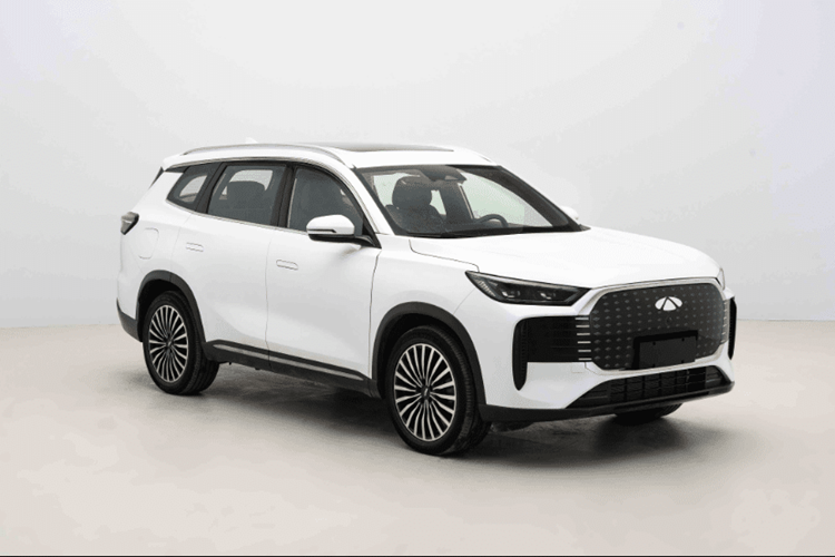 Hệ thống buồng lái thông minh Lion 5.0 hỗ trợ mạng 4G, nhận dạng/điều khiển bằng giọng nói và điều khiển từ xa qua APP điện thoại di động.