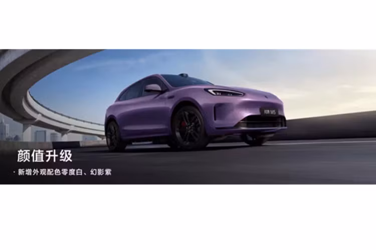 Các khía cạnh khác phù hợp với mẫu xe hiện đang được bán. Để tham khảo, biến thể EV hiện tại được cung cấp năng lượng bởi động cơ đồng bộ nam châm vĩnh cửu phía sau với công suất tối đa 200 kW (268 mã lực) và kết hợp với bộ pin lithium sắt phosphate 83 kWh. Phạm vi CLTC là 602 km.