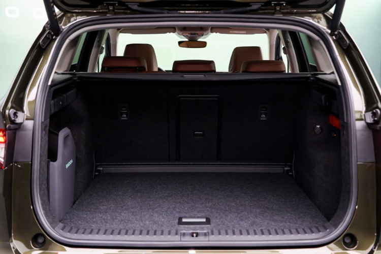 Skoda Enyaq 2025 thế hệ mới có khả năng di chuyển tối đa 578 km, thậm chí phiên bản Coupe còn đạt 587 km.