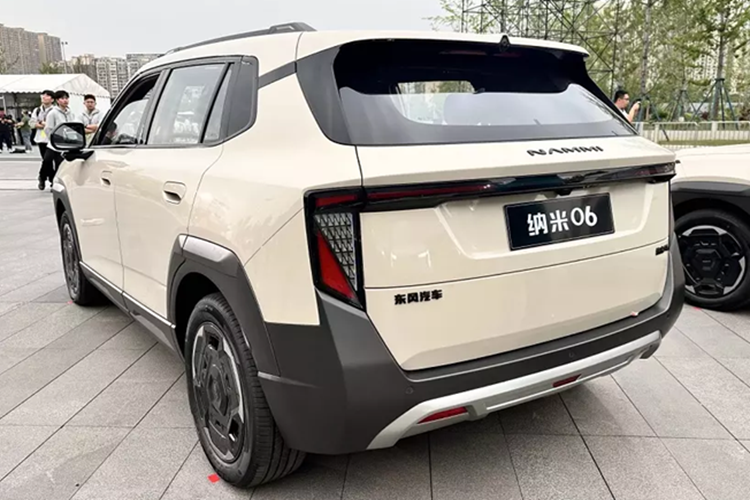 Dự kiến, xe sẽ chính thức lăn bánh từ quý II năm nay tại thị trường nội địa. Mặc dù chỉ bán các sản phẩm có giá cả phải chăng nhưng thương hiệu Nammi vẫn phải đối mặt với tình trạng doanh số khiêm tốn tại thị trường Trung Quốc. Trong quý I/2025, thương hiệu này chỉ bán được 9.514 xe.