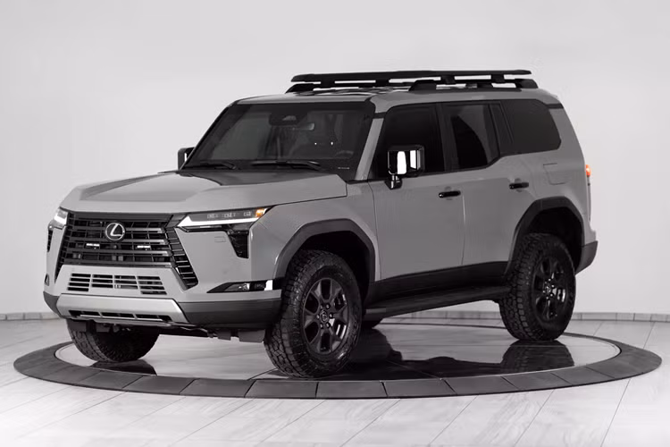  Lexus GX thế hệ mới là một trong những chiếc SUV có vẻ ngoài cứng cáp nhất trên thị trường và đội ngũ tại Inkas đã chọn mẫu xe này để thực hiện dự án mới nhất của họ, bọc thép ngoại thất của GX trong khi vẫn giữ nguyên khả năng chạy trên đường và địa hình của mẫu xe tiêu chuẩn.