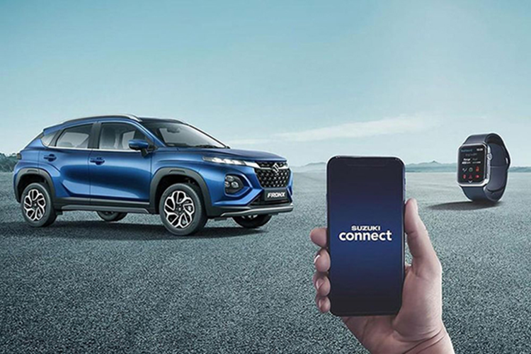 Suzuki Fronx có thiết kế khá tương đồng với mẫu Grand Vitara SUV hay Baleno hatchback từng được bán tại Ấn Độ. Xe có phần mui cong thời thượng, cụm đèn LED trước và sau hiện đại, đi cùng bộ mâm hợp kim 17 inch khỏe khoắn.