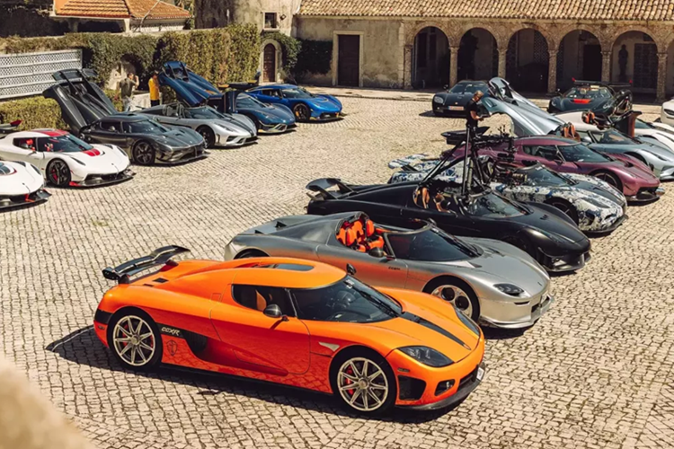 Thông số sức mạnh của xe CC850 là loại V8, dung tích 5.0 lít, tăng áp kép được bê từ siêu phẩm Jesko sang, điều này giúp xe tạo ra công suất tối đa 1.385 mã lực, đủ tiêu chí vào phân khúc xe megacar nhưng phải chạy bằng nhiên liệu E85.