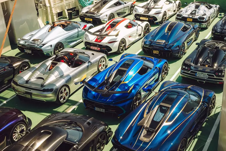 Cả dàn siêu xe Koenigsegg triệu đô tham dự sự kiện đặc biệt - Hình 2 Ca dan sieu xe Koenigsegg trieu do tham du su kien dac biet-Hinh-2