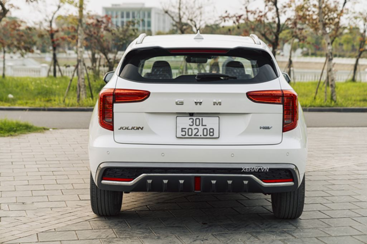 Với mức giá xe Haval Jolion cạnh tranh và trang bị phong phú, nó hứa hẹn là một lựa chọn hấp dẫn trong phân khúc crossover cỡ B+ tại Việt Nam. Tuy nhiên, việc chinh phục khách hàng Việt Nam vẫn sẽ là một thách thức lớn, khi tâm lý e ngại xe Trung Quốc vẫn còn khá phổ biến.