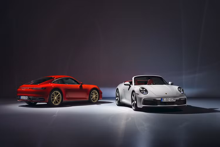 Các bánh răng từ 1 đến 6 có tỷ số truyền thể thao và tốc độ tối đa đạt được ở số 6. Số 7 có tỷ số truyền dài và giúp giảm mức tiêu thụ nhiên liệu bằng cách giữ vòng tua máy ở mức thấp. PDK về cơ bản là hai hộp số được hợp nhất thành một khối duy nhất và do đó yêu cầu hai bộ ly hợp.