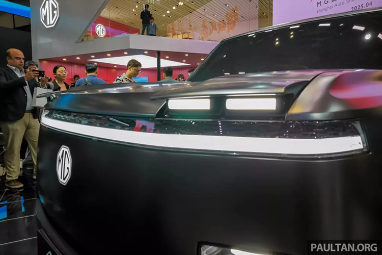 Thiết kế của MG Cyber X tại Trung Quốc được chấp bút bởi Jozef Kabaň, nhà thiết kế xe kỳ cựu người Slovakia từng làm việc cho Volkswagen, BMW và Rolls-Royce. Ông chính là người thiết kế phần ngoại thất của siêu xe huyền thoại Bugatti Veyron cũng như những mẫu xe phổ thông như Volkswagen Lupo hay Skoda Octavia.