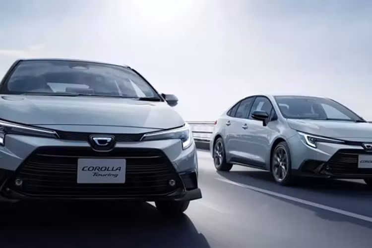 Ly do Toyota Corolla ban may xang tiep tuc bi khai tu?