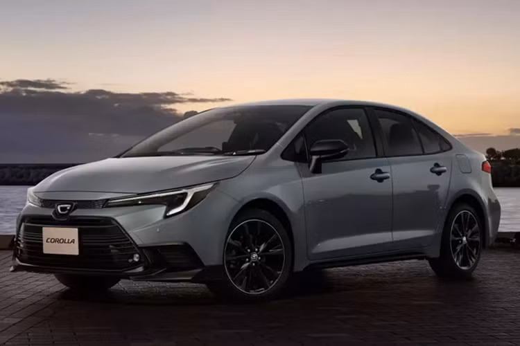Theo đó, hãng xe này vừa công bố một số thay đổi cho dòng Corolla tại thị trường Nhật Bản với điểm đáng chú ý là tất cả các phiên bản bán ra đều chỉ dùng động cơ hybrid.