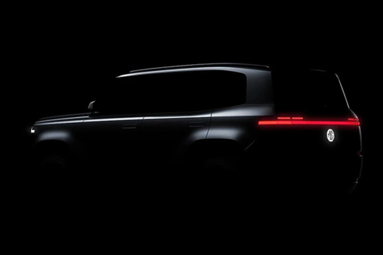 Dù mang ngoại hình cơ bắp, nhưng Cyber X lại có kích thước nhỏ gọn, chỉ tương đương Suzuki Jimny. Cyber X sở hữu ngôn ngữ thiết kế hiện đại với đèn LED thanh mảnh chạy ngang cả phía trước và sau.