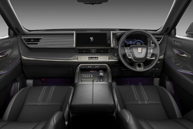 Bản mới này được trang bị hệ truyền động hybrid với sự kết hợp của động cơ V8 5.0L với mô tơ điện cho tổng công suất 406 mã lực, đi kèm với hộp số tự động CTV và hệ dẫn động 4 bánh. Theo Toyota công bố, Century SUV có phạm vi hoạt động hoàn toàn bằng điện lên đến 69 km.