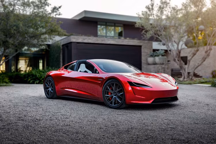 Điều đáng nói là trang web của Tesla vẫn tiếp tục nhận đặt cọc từ khách hàng mua xe Tesla Roadster thế hệ mới với quy trình không thay đổi trong suốt 8 năm qua.