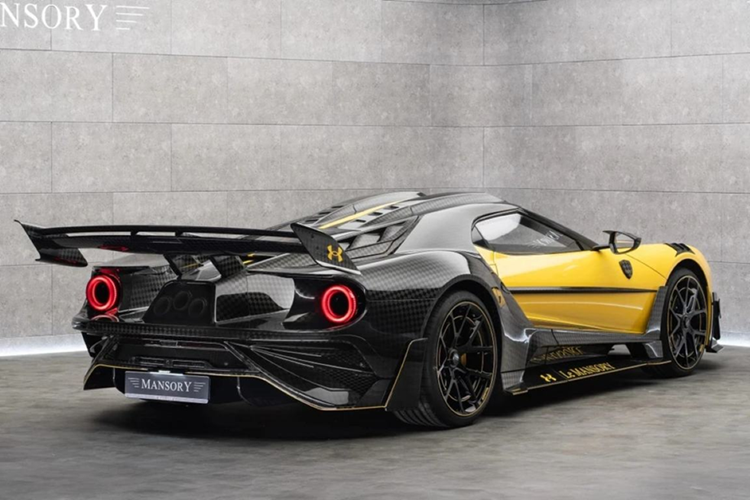 Đây là chiếc Ford GT Le Mansory cuối cùng trong tổng số 3 chiếc được chế tạo. Tất nhiên mức giá của bản độ này không được công bố, trong khi giá trung bình của Ford GT thế hệ thứ hai được giao dịch trên thị trường xe cũ khoảng 1,1 triệu USD tương đương 27,5 tỷ đồng.