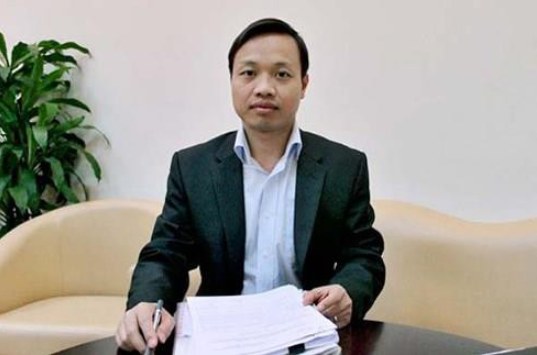 Năm 2016, ông được Thủ tướng bổ nhiệm giữ chức Thứ trưởng Bộ Tư pháp. 