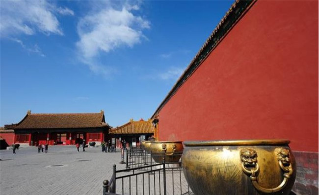 Vi sao cac lu nuoc trong Tu Cam Thanh khong dong bang suot 600 mua dong?-Hinh-4