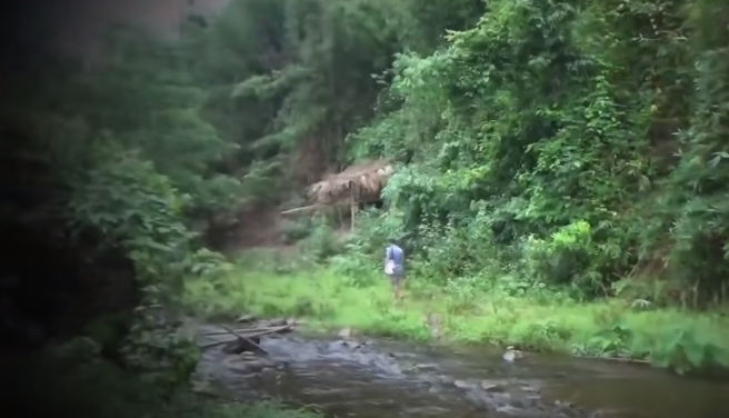 Tuy nhiên vào cuộc điều tra, lực lượng chức năng gặp rất nhiều khó khăn bởi nơi xảy ra án mạng là rừng sâu, không có người chứng kiến. Cũng như bao hộ khác trong bản, gia đình nạn nhân Lo Văn Thọ thường vào rừng dựng lán làm nương rẫy, có khi cả năm không về bản nên rất khó xác định mối quan hệ.