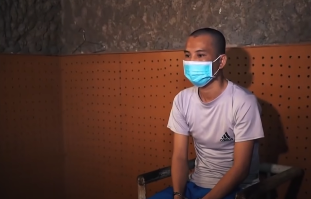 Tại cơ quan Công an, Hiến đã thừa nhận hành vi phạm tội của mình. Theo đó, khoảng 2h ngày 22/10/2021, Mai Văn Hiến đột nhập vào một căn nhà tại thôn 2, xã Nghĩa Trung, huyện Bù Đăng, tỉnh Bình Phước. Trong căn nhà thời điểm đó chỉ có chị N.Đ.H (SN 1994) và con trai là cháu Đ.M.K (SN 2013) đang ngủ.