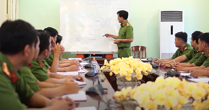 Vụ án xảy ra ngay thời điểm Công an huyện Xuân Lộc đang phối hợp với các ngành chức năng phòng, chống dịch COVID-19. Nhưng với tính chất nghiêm trọng của vụ án, Công an huyện Xuân Lộc quyết định xác lập Chuyên án đấu tranh mang bí số 420C, huy động lực lượng, phương tiện và áp dụng các biện pháp kỹ thuật vào cuộc điều tra.