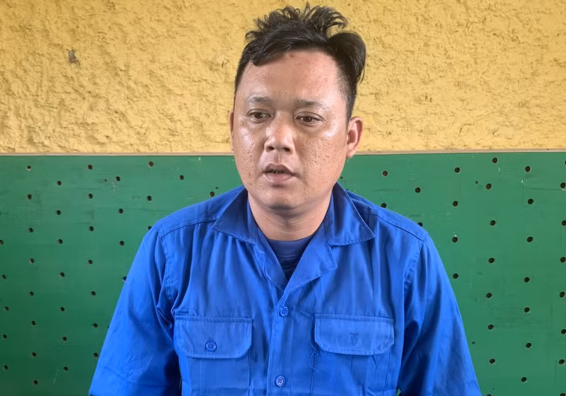  Em vợ đâm chết anh rể do mâu thuẫn tiền mua bán xe: Nguyễn Thành Trung (SN 1987, trú TP Hồng Ngự, Đồng Tháp) đã xảy ra cự cãi với Nguyễn Thành Tâm (SN 1985, anh rể Trung) liên quan đến tiền mua bán xe, sau đó bất ngờ Trung lấy dao đâm chết nạn nhân rồi bỏ trốn. Ngày 17/5, Công an tỉnh Đồng Tháp cho biết đã tạm giữ Trung để điều tra, làm rõ. 