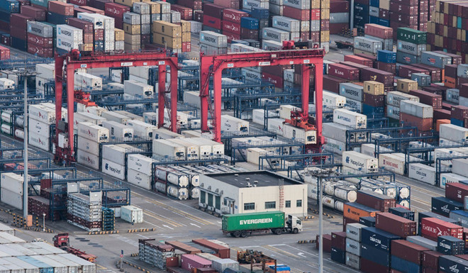 Tăng trưởng kinh tế quý 4 năm 2018 của Trung Quốc được dự đoán là sẽ thấp hơn cả con số 6,5% của quý 3. Ảnh: AP.