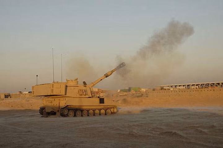 M109A7 sử dụng động cơ Diesel 8V71TA1, công suất 600 mã lực; vận tốc tối đa 61km/h, tầm hoạt động 350km. Ảnh: army-technology.