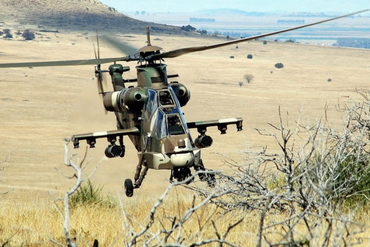 Máy bay có khả năng mang tới 16 trái tên lửa chống tăng ZT-6 Mokopa với tầm bắn lên tới 10km. Có 4 bệ phóng cho loại tên lửa này.