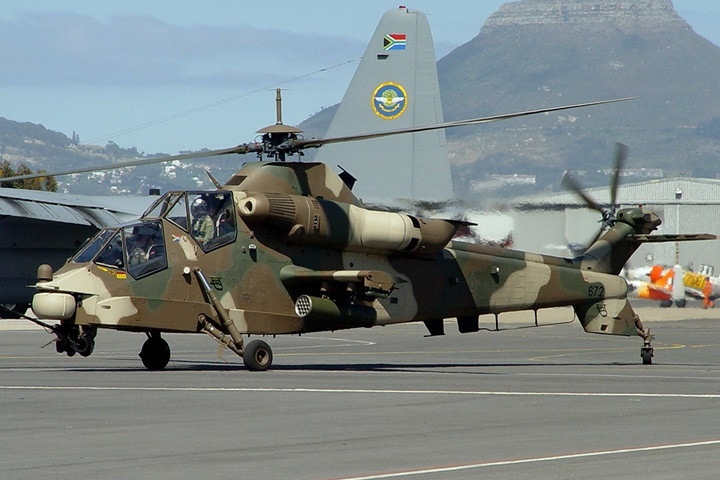 Phi cơ AH-2 Rooivalk có chiều dài 18,73m, độ cao 5,19m.