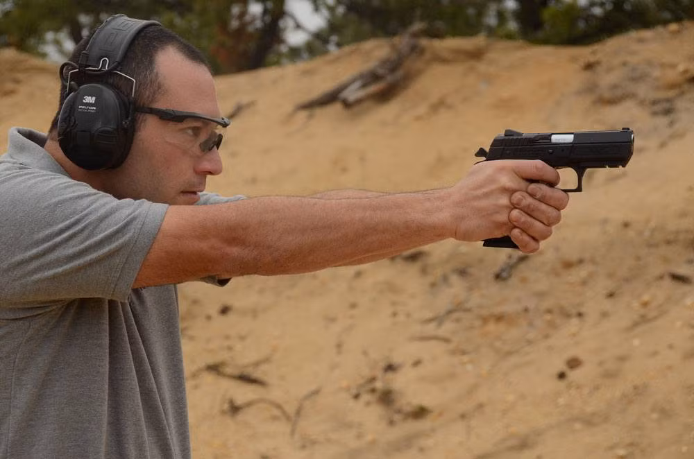 Bản thân Jericho 941 cũng được IWI phát triển thành 10 biến thể khác nhau trong đó biến thể đang được Việt Nam sử dụng là Jericho 941 PSL sử dụng khung polymer giúp súng có trọng lượng nhẹ hơn thay vì làm hoàn toàn bằng kim loại. Nguồn ảnh: gundigest.com.